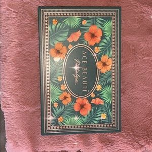 Ace Beautè “Nostalgia” palette